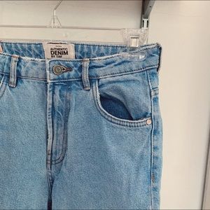 Zara Light Wash Mom Jean